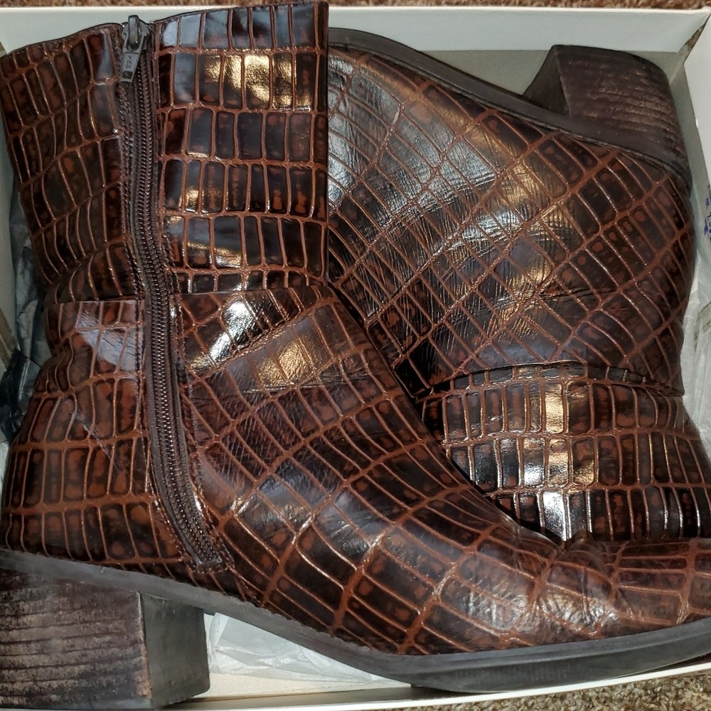 Dark Brown Boots